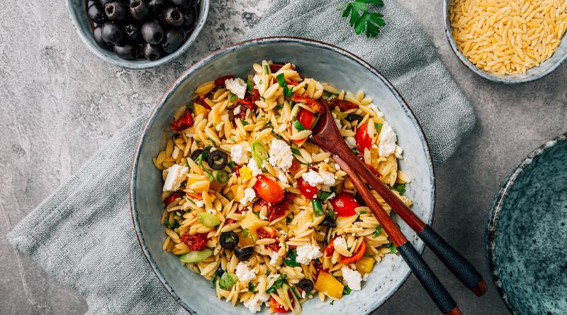 Niskokaloryczna sałatka grecka