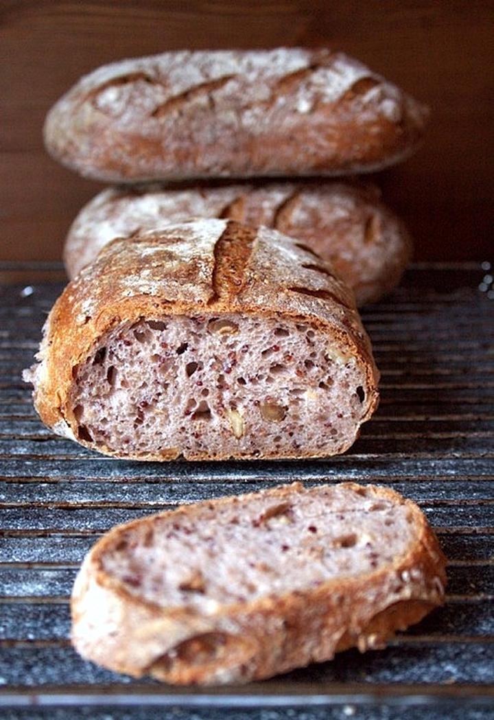 Chleb bezglutenowy z mąki quinoa