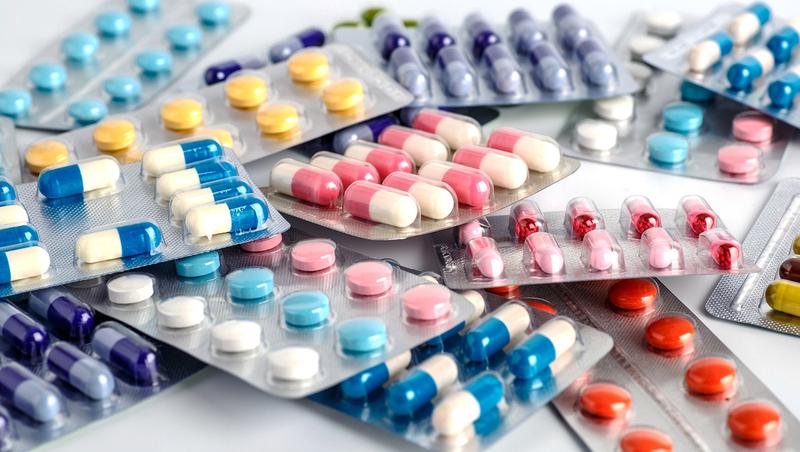 Powikłania po antybiotyku: Jak uniknąć ryzyka dla swojego zdrowia?